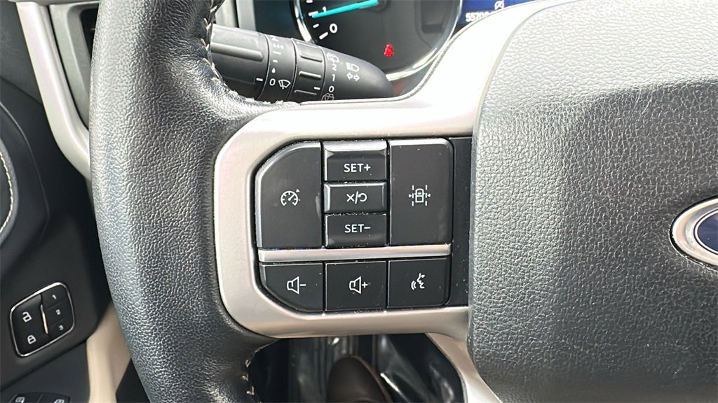 Used 2024 Ford Expedition Max XLT image 17