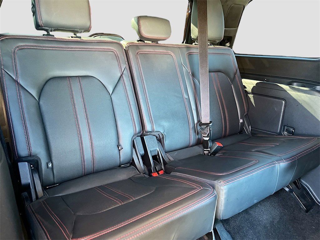 Used 2023 Ford Expedition Limited image 29