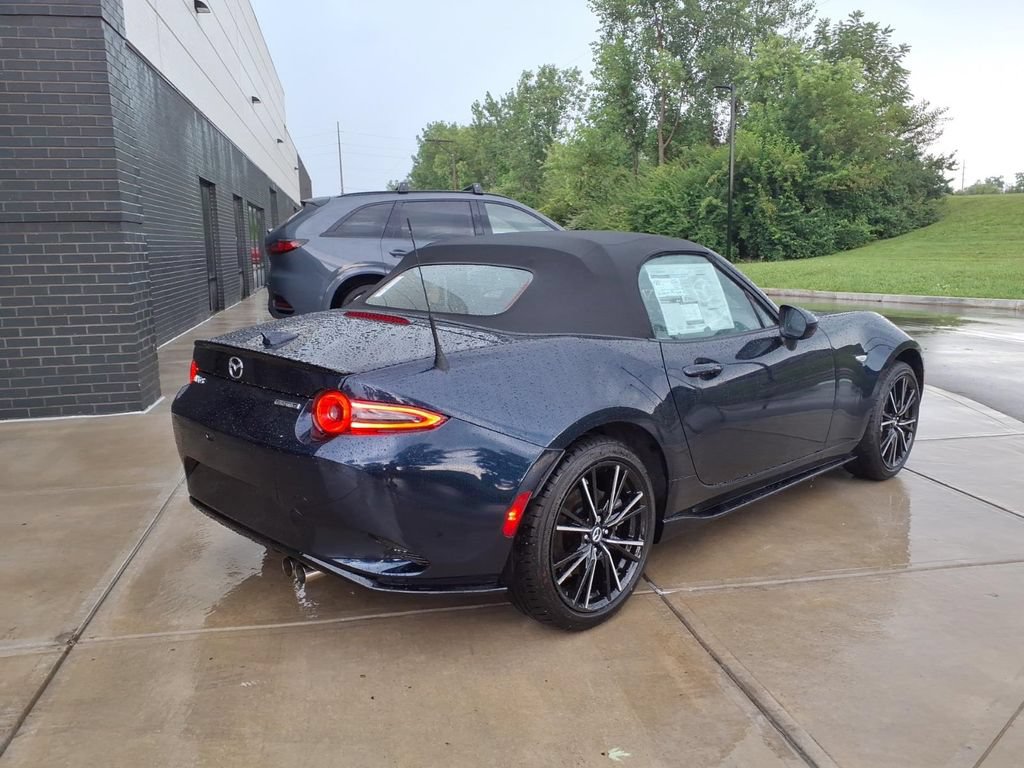 New 2026 MAZDA MX-5 Miata Grand Touring w/ Appearance Package RWD image 8