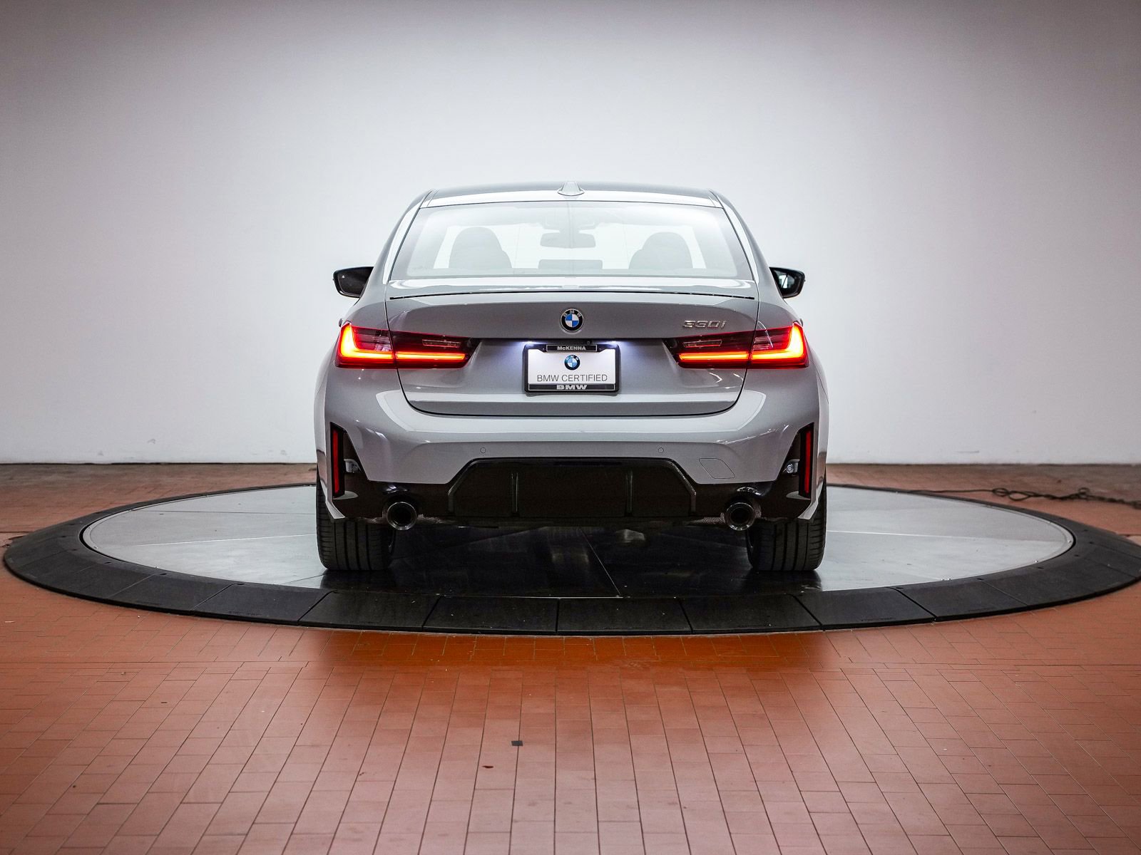 Certified 2024 BMW 330i Sedan w/ M Sport Package RWD image 3