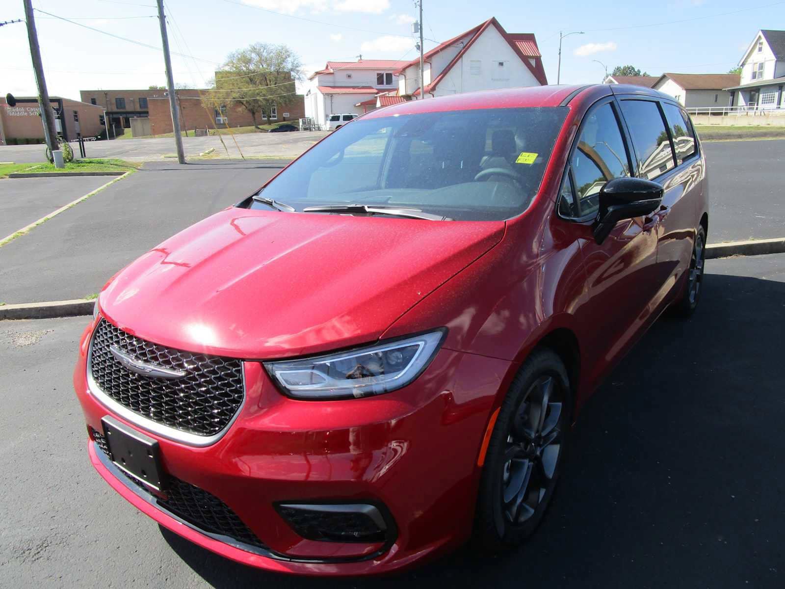 New 2026 Chrysler Pacifica Select FWD image 2