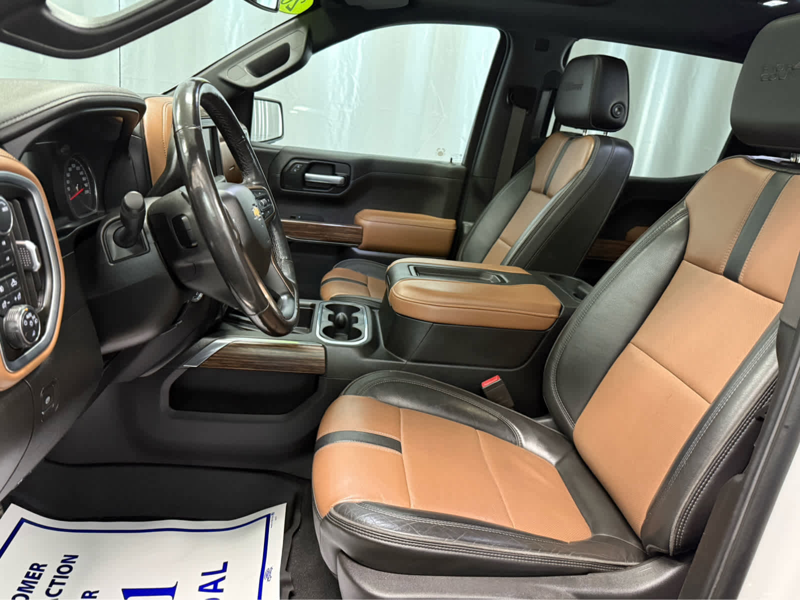 Used 2020 Chevrolet Silverado 1500 High Country w/ LPO, Dark Essentials Package image 9