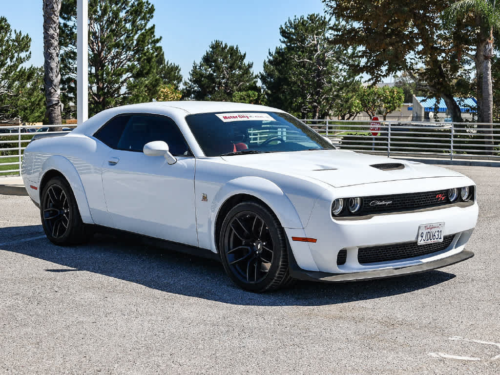 Used 2021 Dodge Challenger R/T Scat Pack RWD image 3
