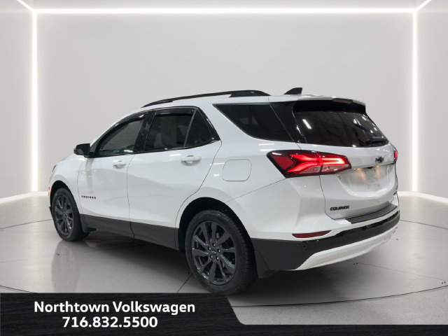 Used 2024 Chevrolet Equinox RS AWD/4WD image 3