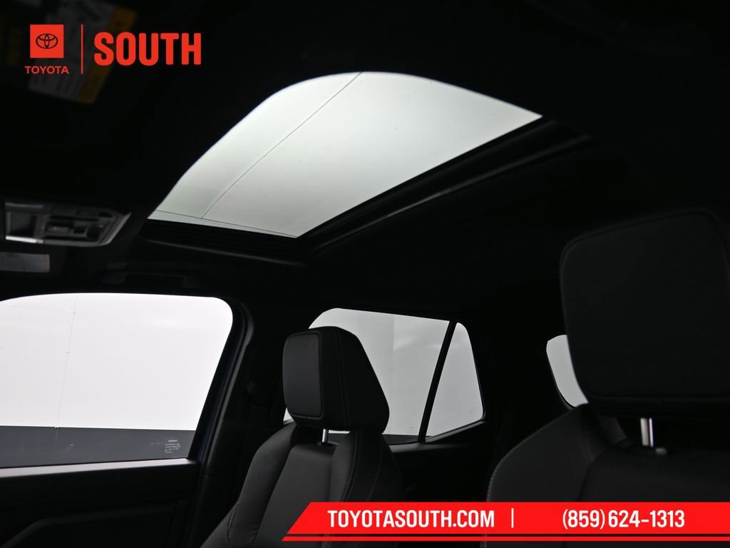 Used 2025 Toyota 4Runner TRD Off-Road Premium image 24