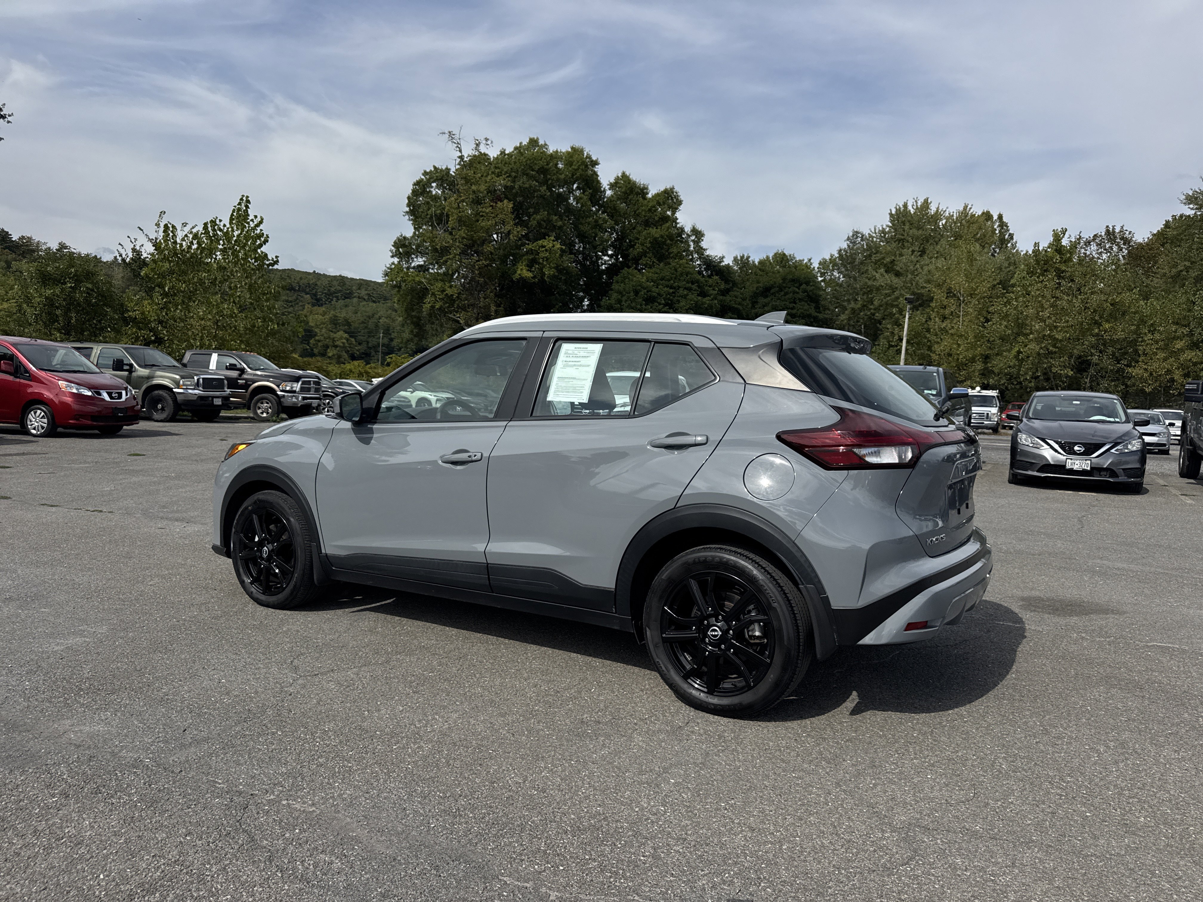 Certified 2023 Nissan Kicks SV image 7