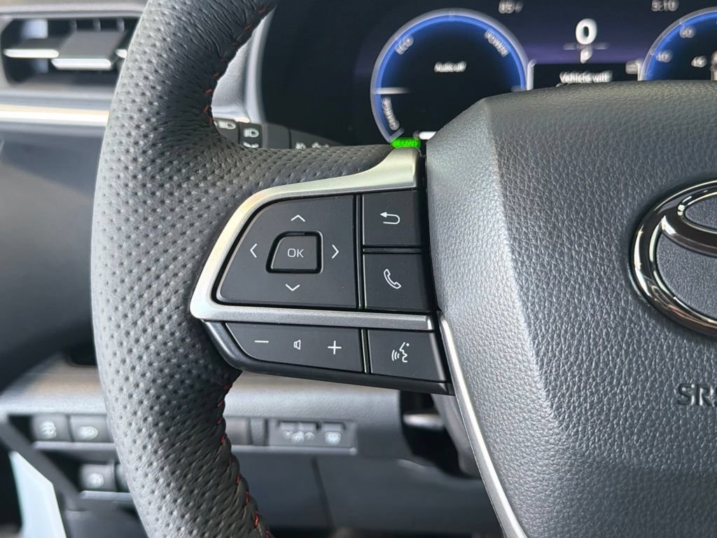 New 2026 Toyota Sienna XSE FWD image 22