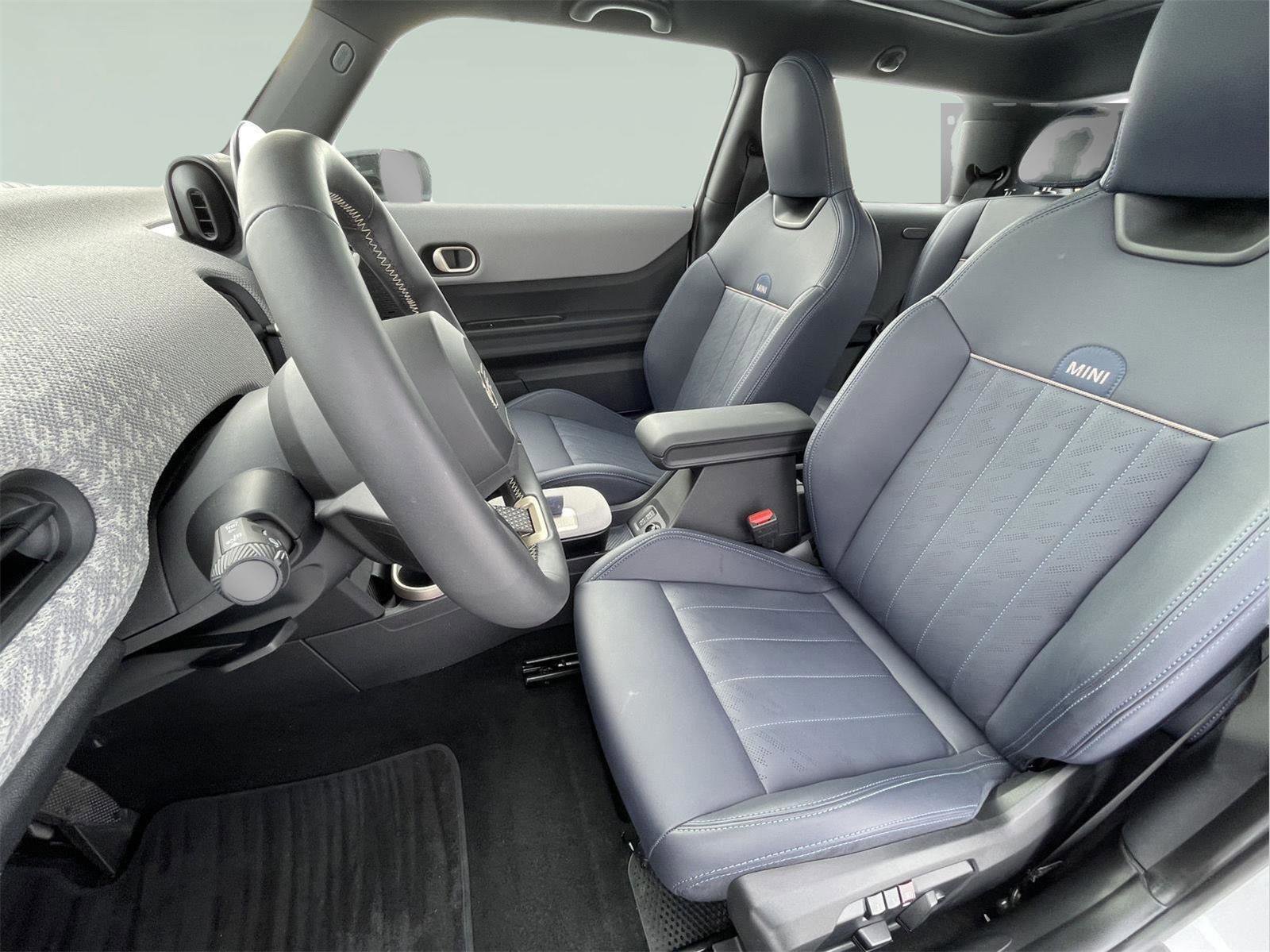 Used 2025 MINI Cooper S image 14