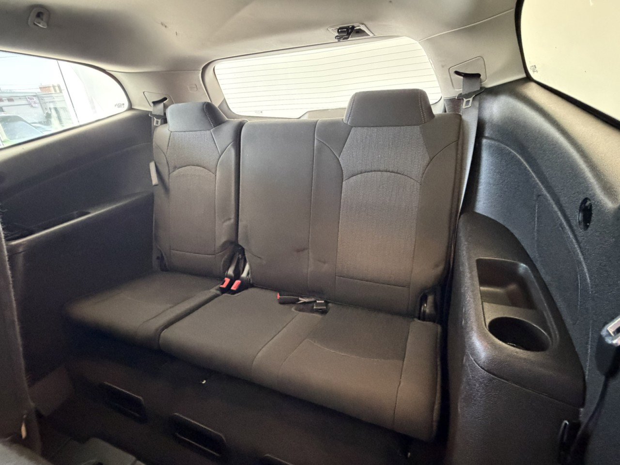 Used 2015 Chevrolet Traverse LT image 31