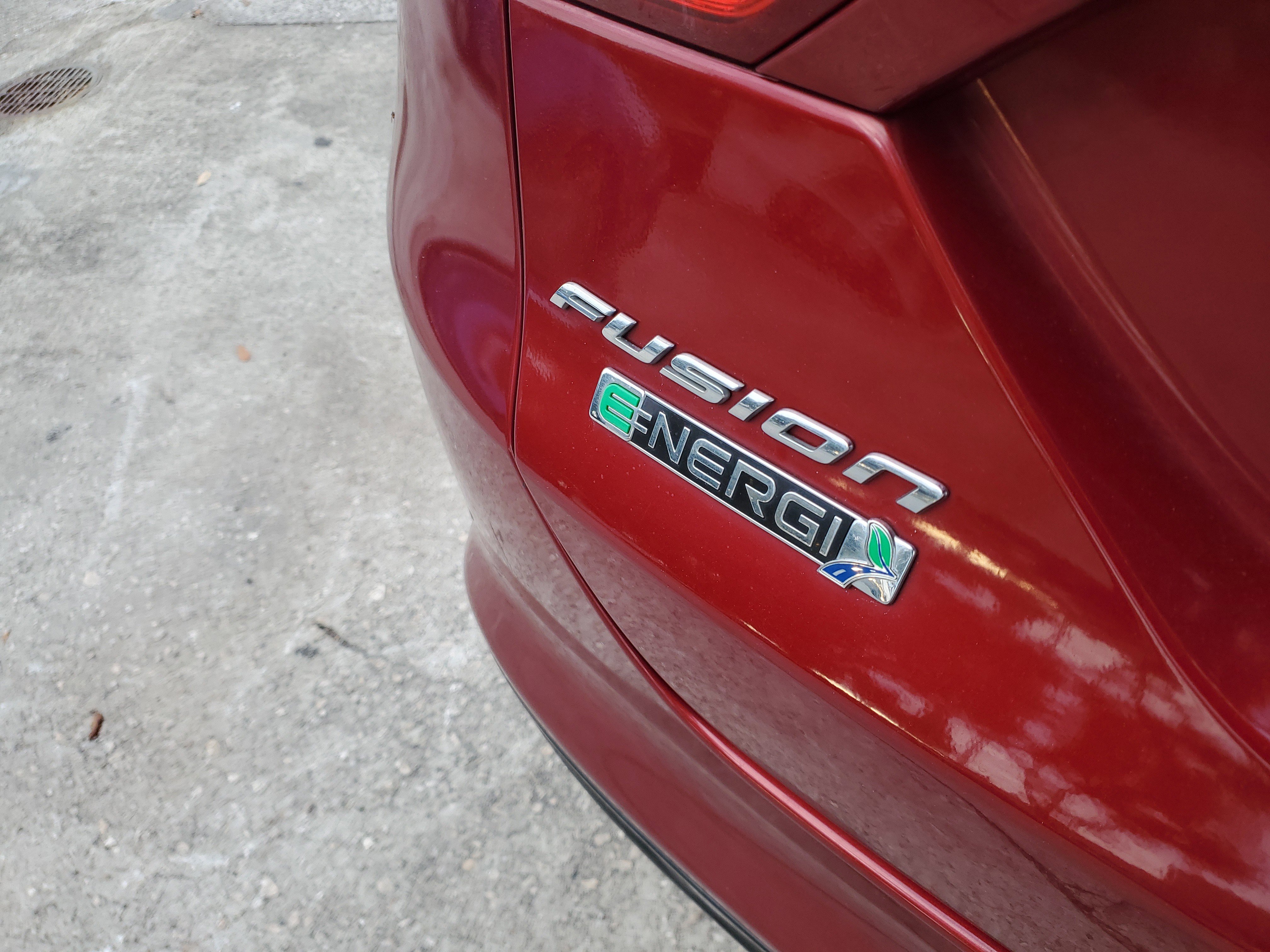 Used 2015 Ford Fusion Energi Titanium w/ Driver Assist Package image 9