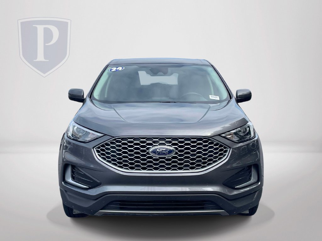 Used 2024 Ford Edge SEL AWD/4WD image 3