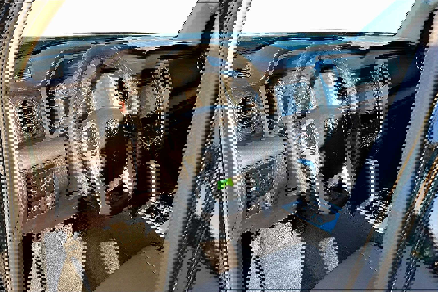 Used 2016 Toyota Tundra SR5 w/ TRD Off Road Package image 12