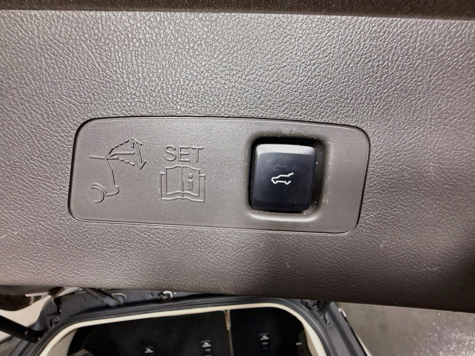 Used 2020 Lincoln Corsair FWD w/ Equipment Group 101A image 42