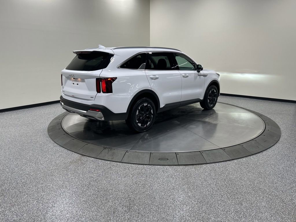 New 2026 Kia Sorento S image 5