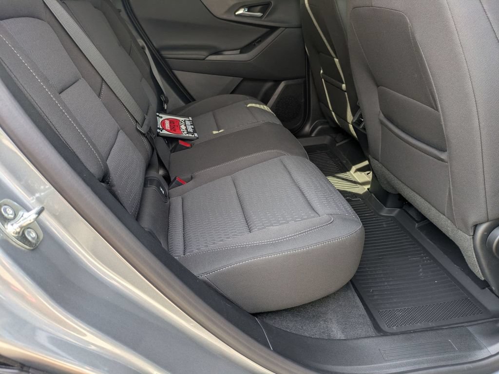 New 2026 Chevrolet Equinox LT w/ Safety and Technology Package FWD image 33