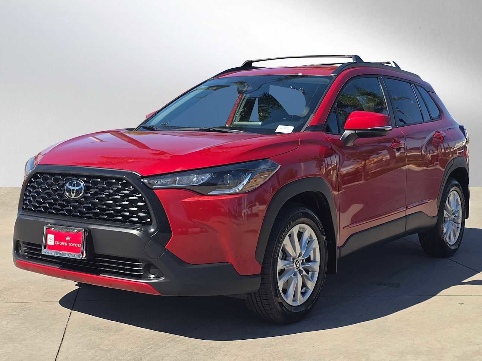 Used 2023 Toyota Corolla Cross LE image 7