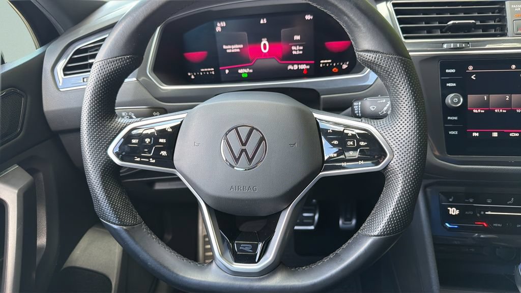 Used 2023 Volkswagen Tiguan SE R-Line FWD image 12