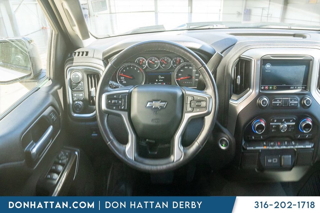Used 2021 Chevrolet Silverado 1500 RST w/ Z71 Off-Road Package AWD/4WD image 4