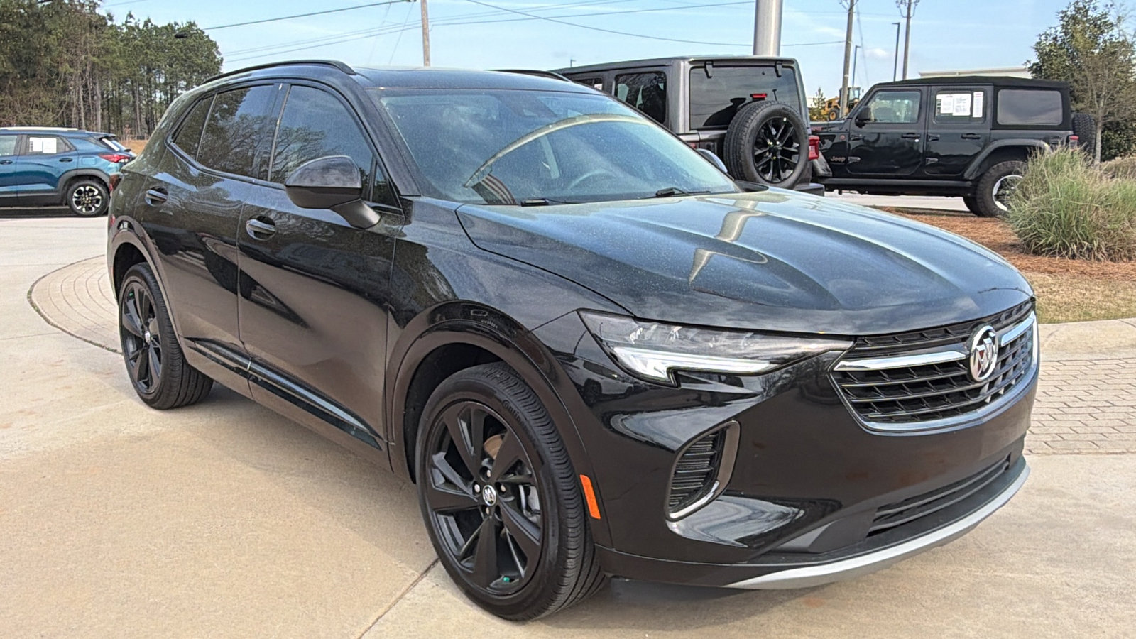 Used 2023 Buick Envision Essence w/ Sport Touring Package image 5