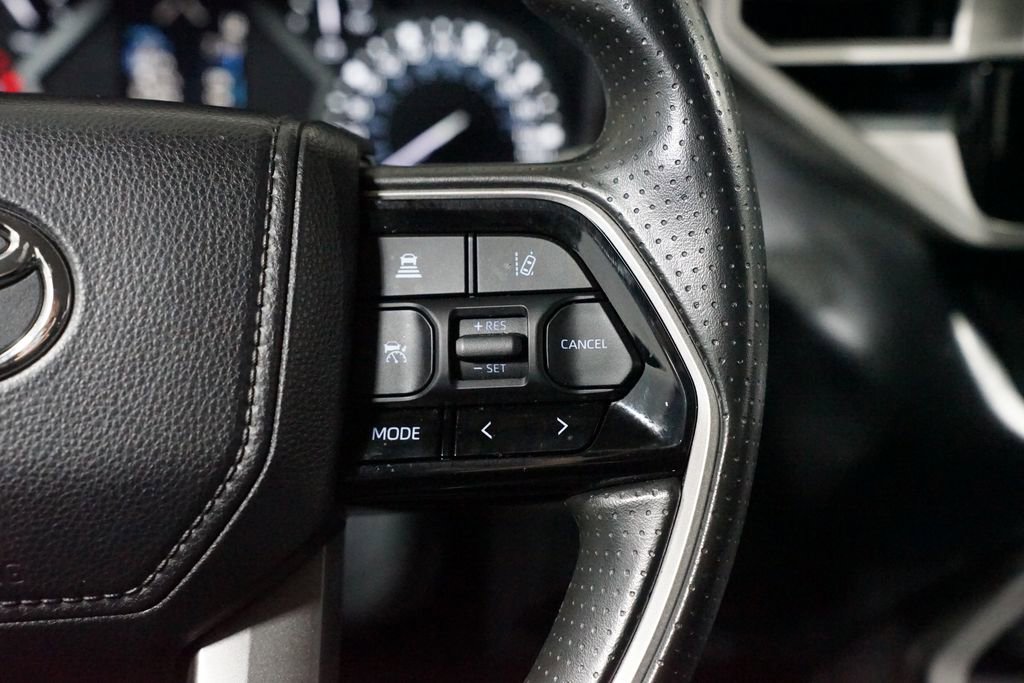 Used 2022 Toyota Tundra SR5 w/ Convenience Package image 14