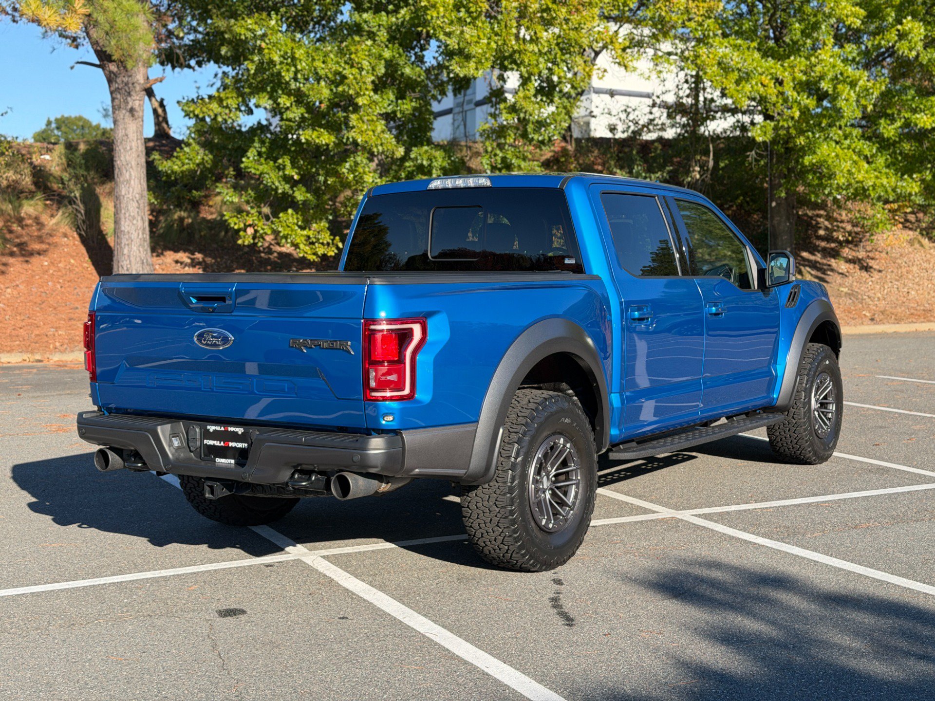 Used 2019 Ford F150 Raptor w/ Equipment Group 802A Luxury AWD/4WD image 12