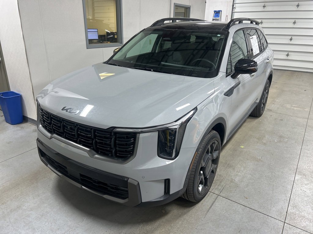 Used 2025 Kia Sorento SX image 1
