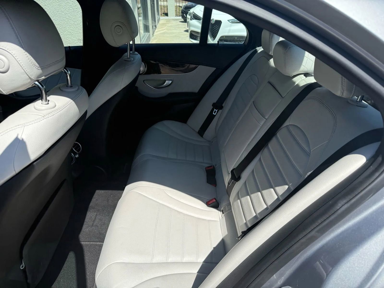 Used 2015 Mercedes-Benz C 400 4MATIC image 10