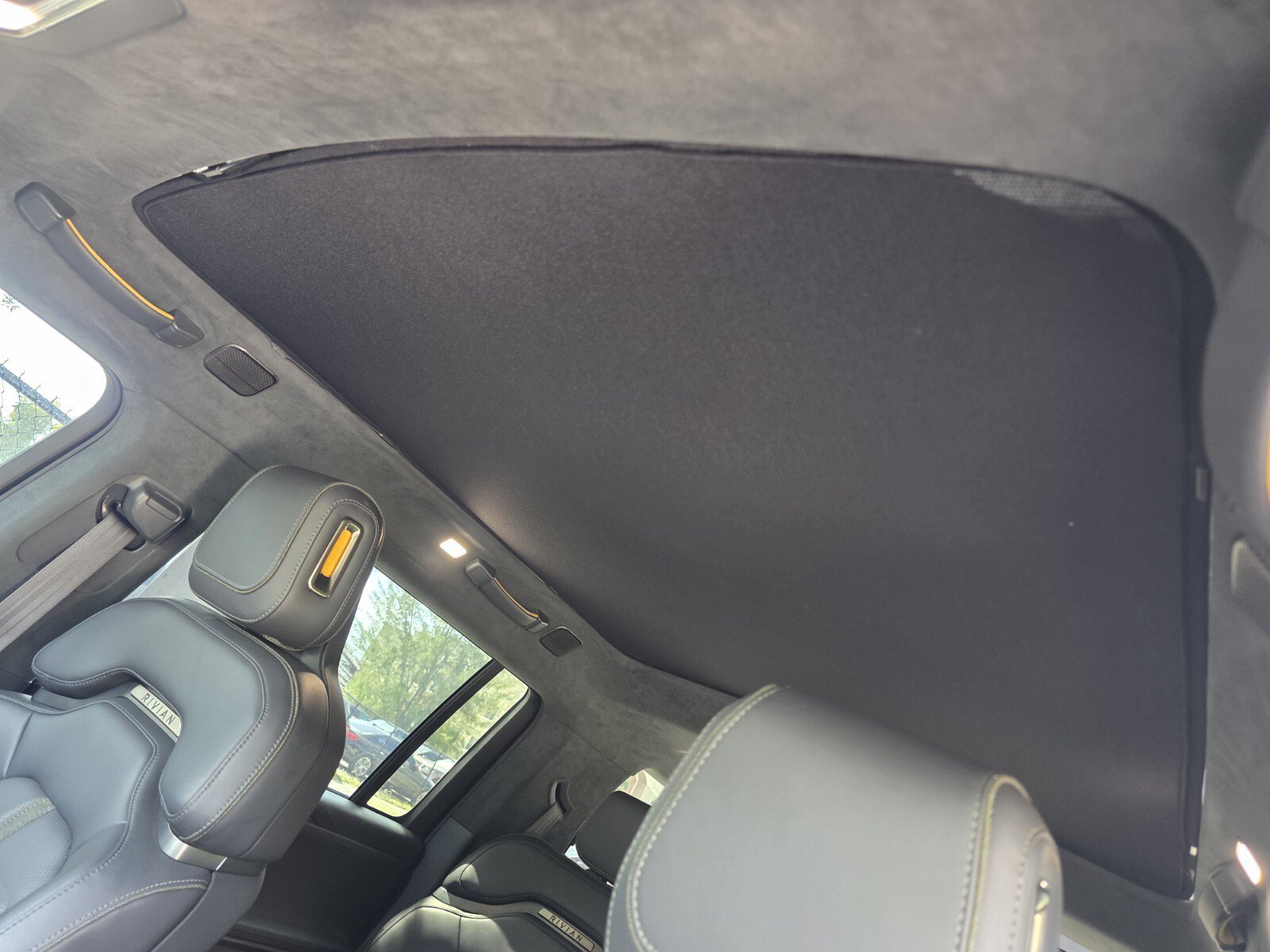 Used 2022 Rivian R1S Launch Edition AWD/4WD image 13
