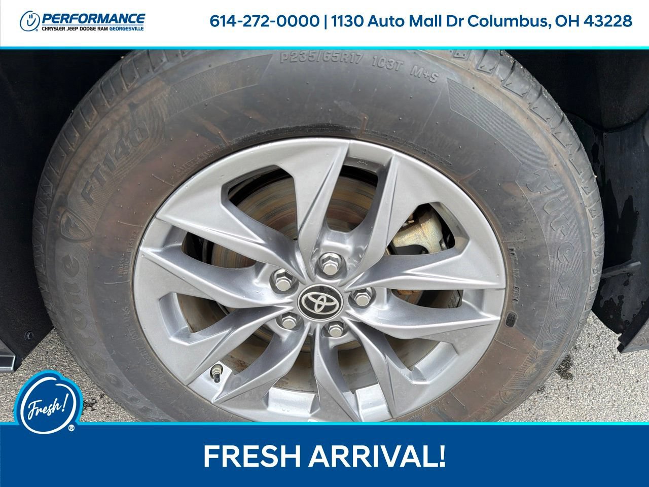 Used 2025 Toyota Sienna LE FWD image 25