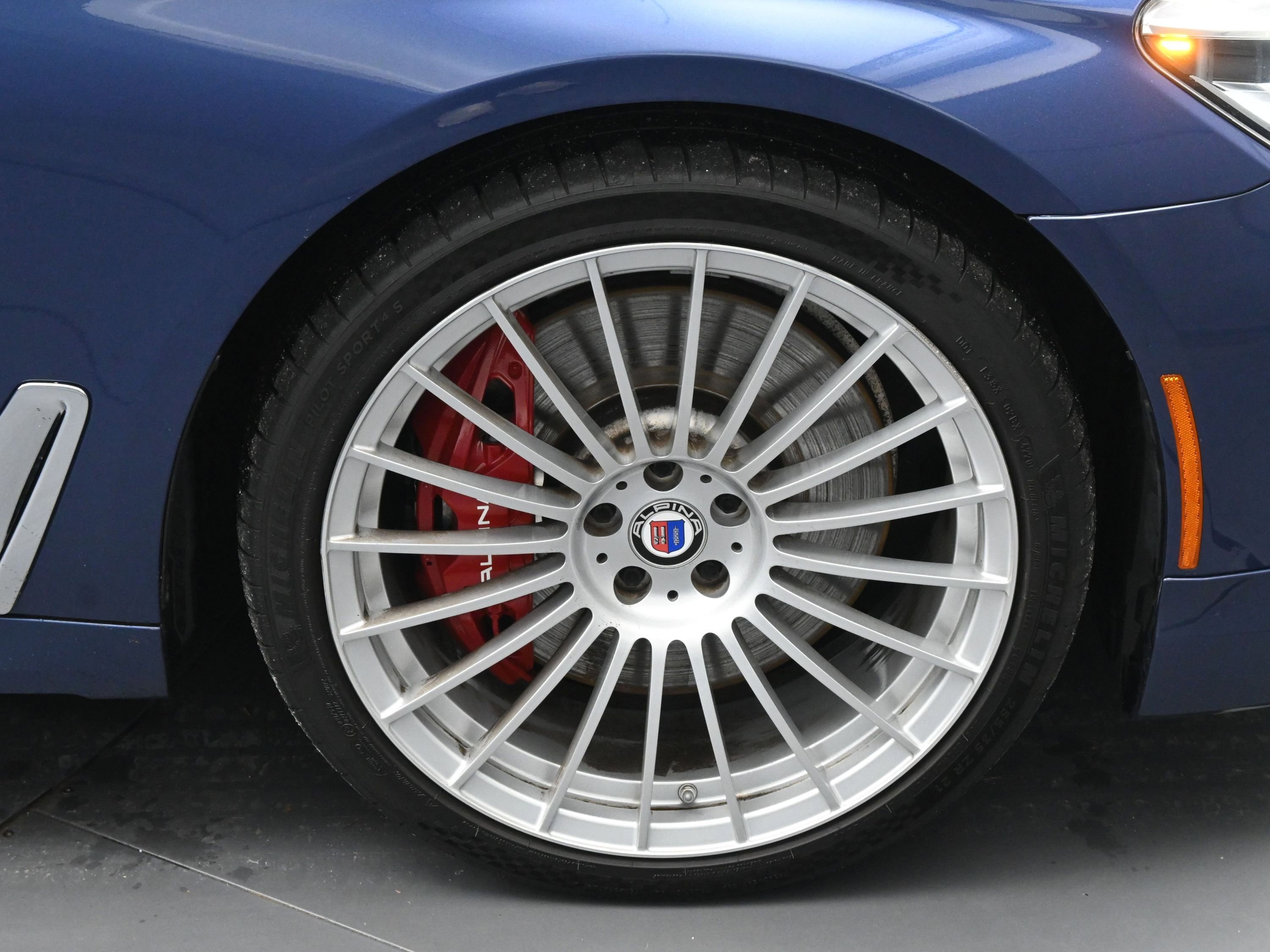 Used 2017 BMW 750i xDrive image 12