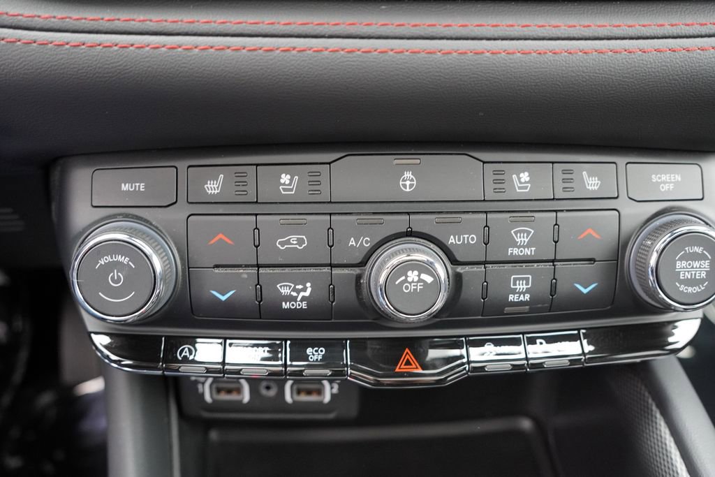 Certified 2024 Dodge Durango GT image 33