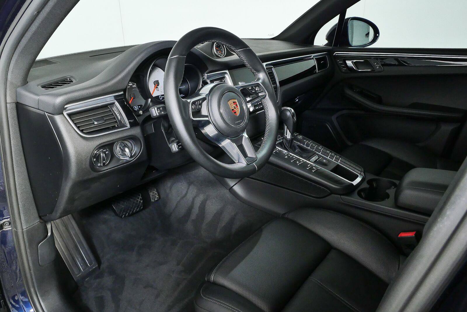 Used 2018 Porsche Macan S AWD/4WD image 6