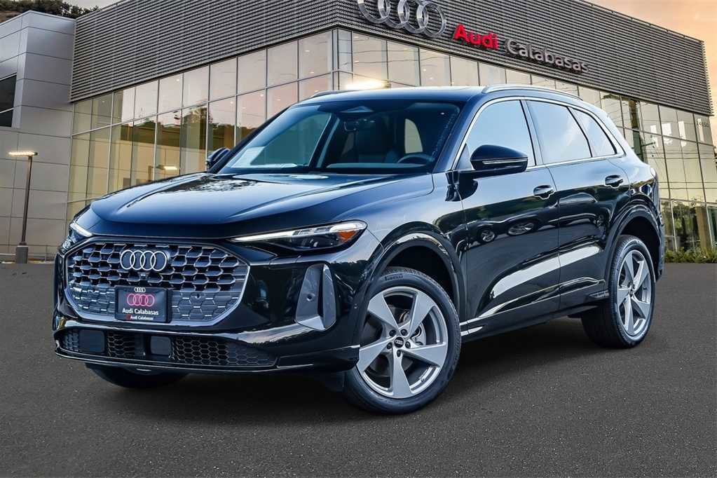 New 2025 Audi Q5 Premium Plus image 1