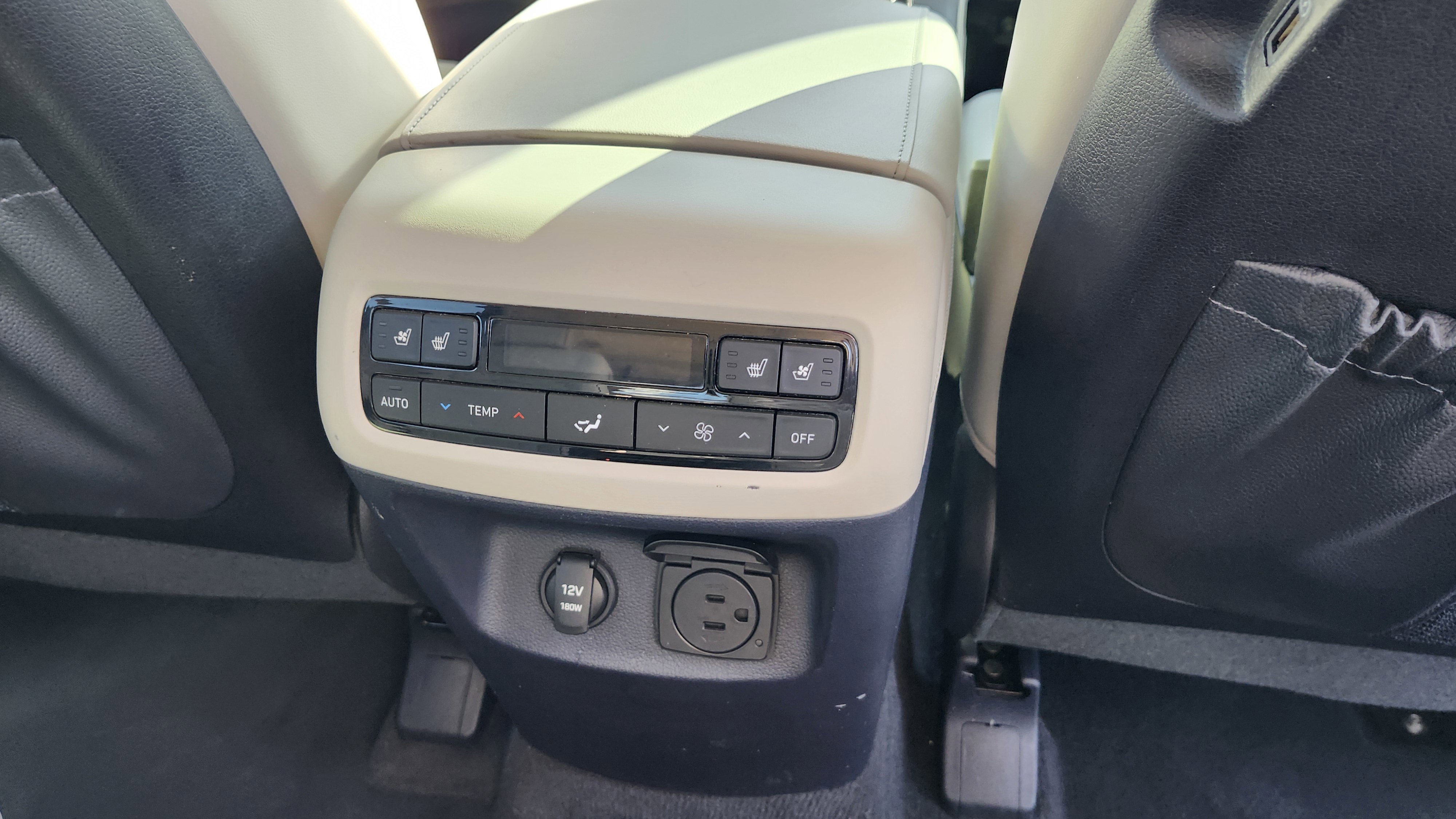 Used 2022 Hyundai Palisade Calligraphy image 20