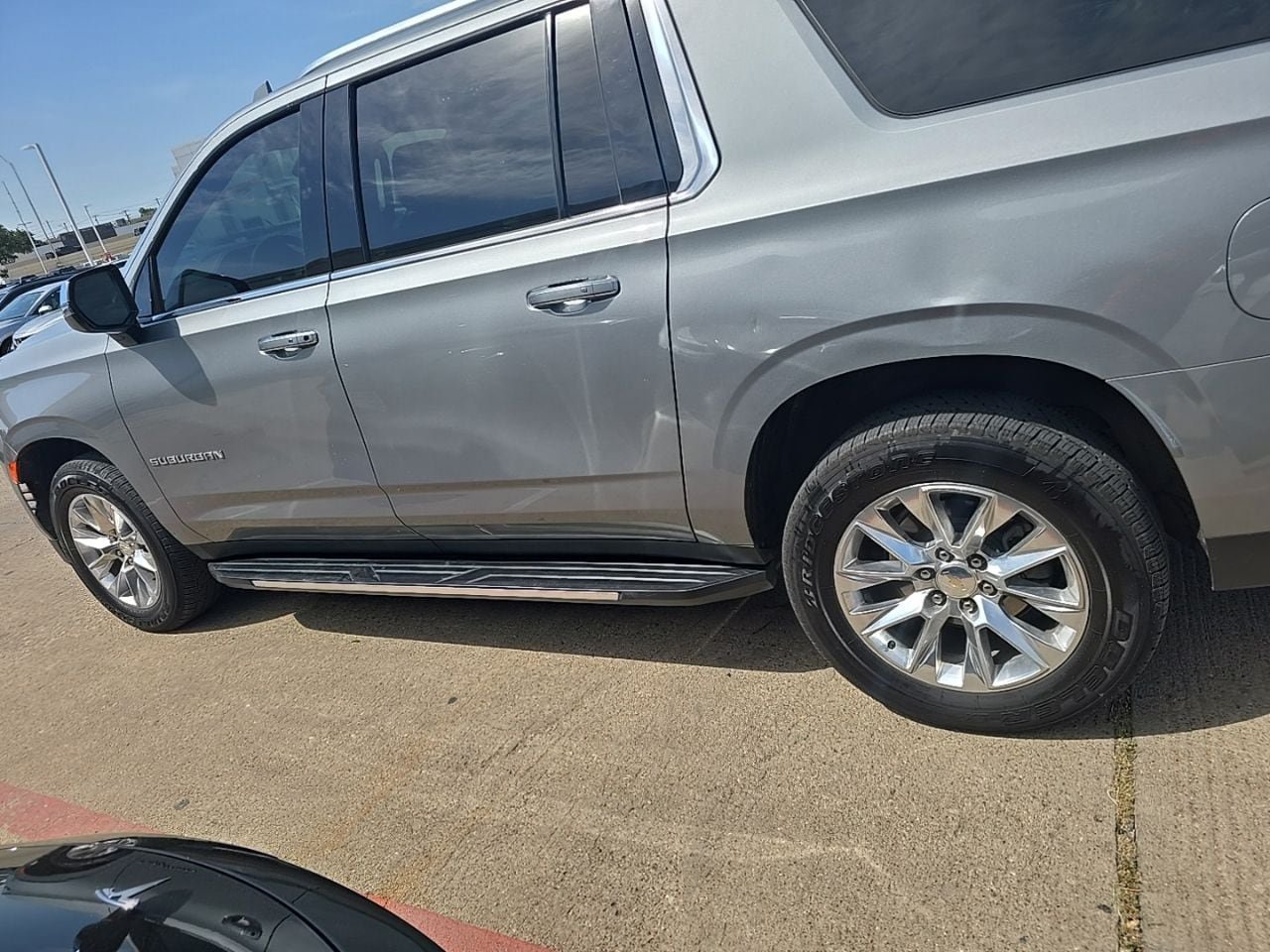 Used 2023 Chevrolet Suburban Premier AWD/4WD image 8
