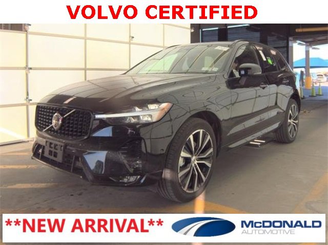 Used 2025 Volvo XC60 B5 Plus image 1