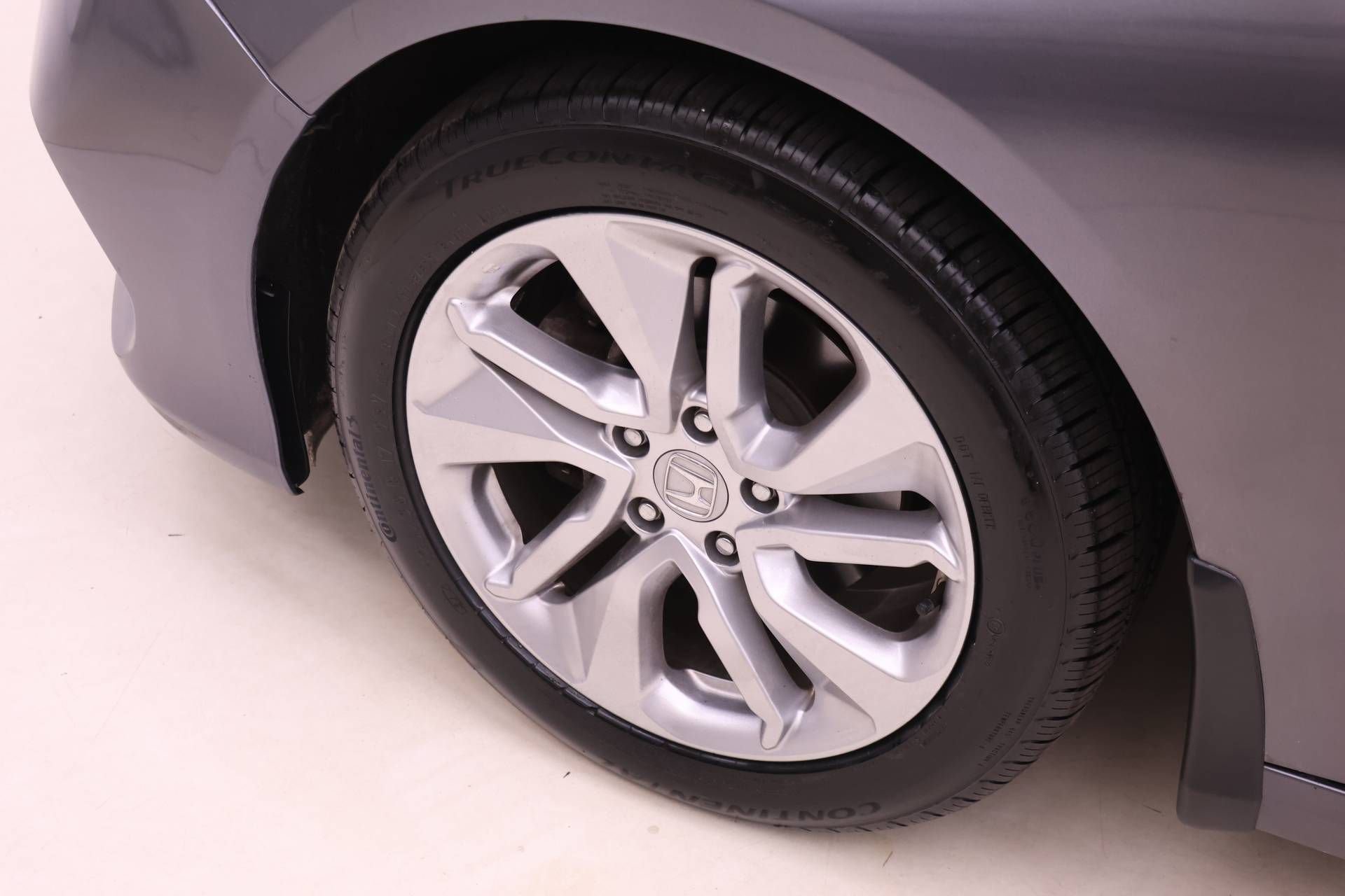 Used 2019 Honda Accord LX image 17