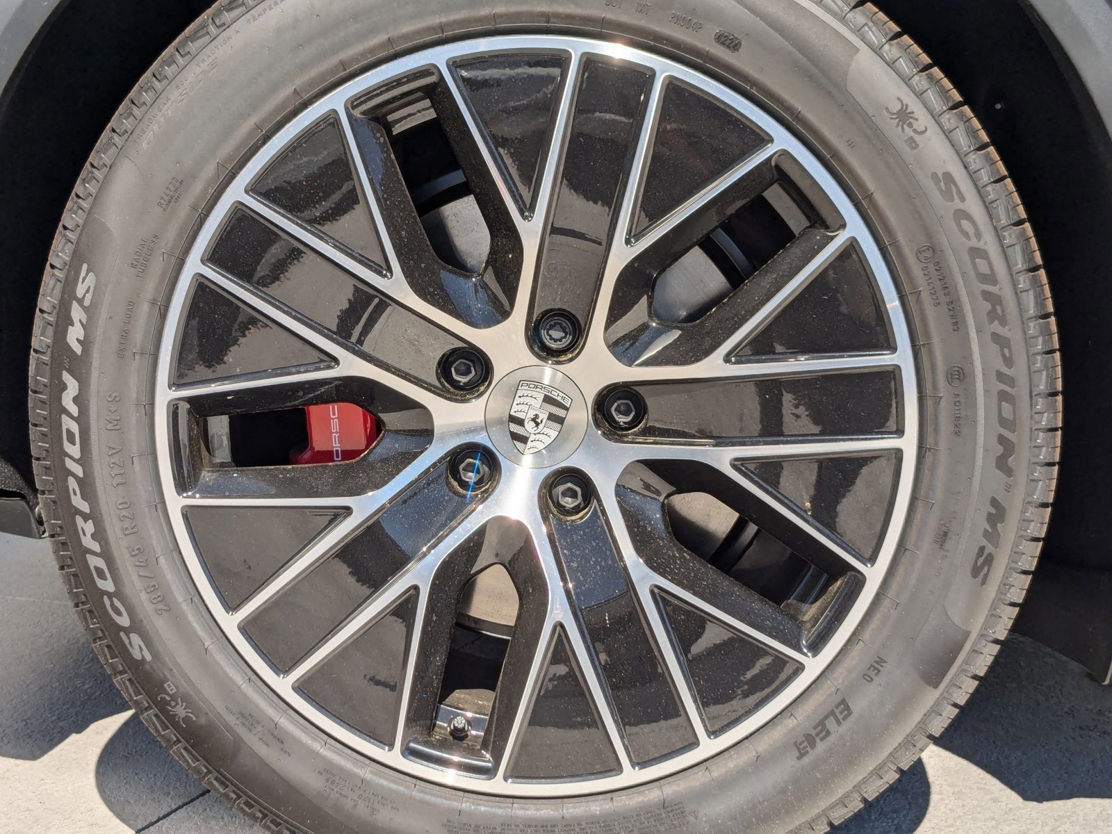 New 2025 Porsche Macan 4S Electric image 26