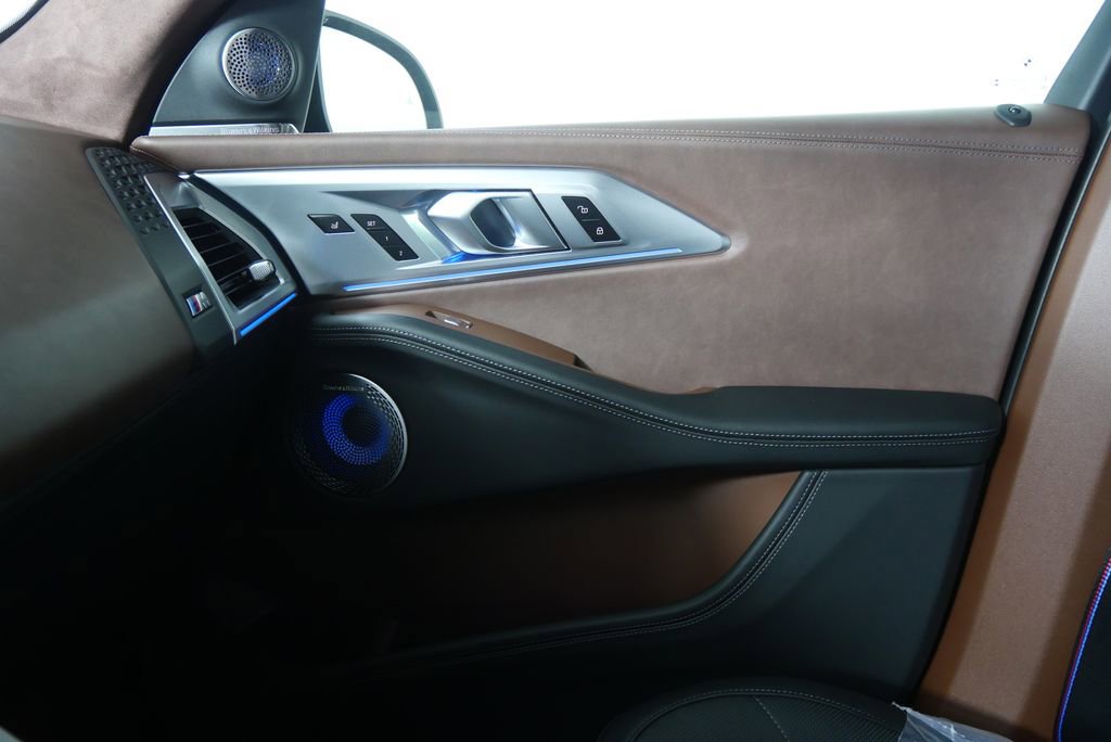 Used 2026 BMW XM Label Red image 27