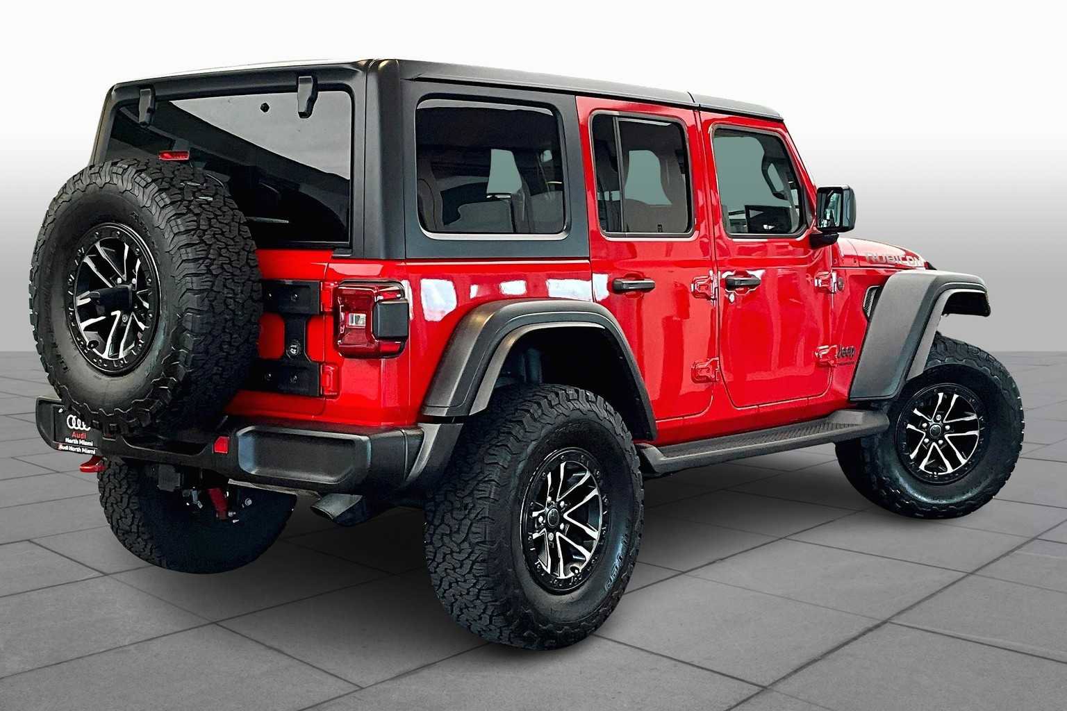 Used 2024 Jeep Wrangler Rubicon w/ XTREMEE 35" Tire Package image 11