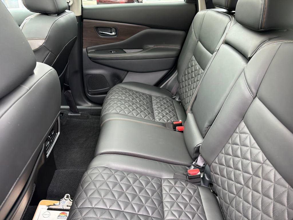 Used 2022 Nissan Murano Platinum w/ Cargo Package image 34