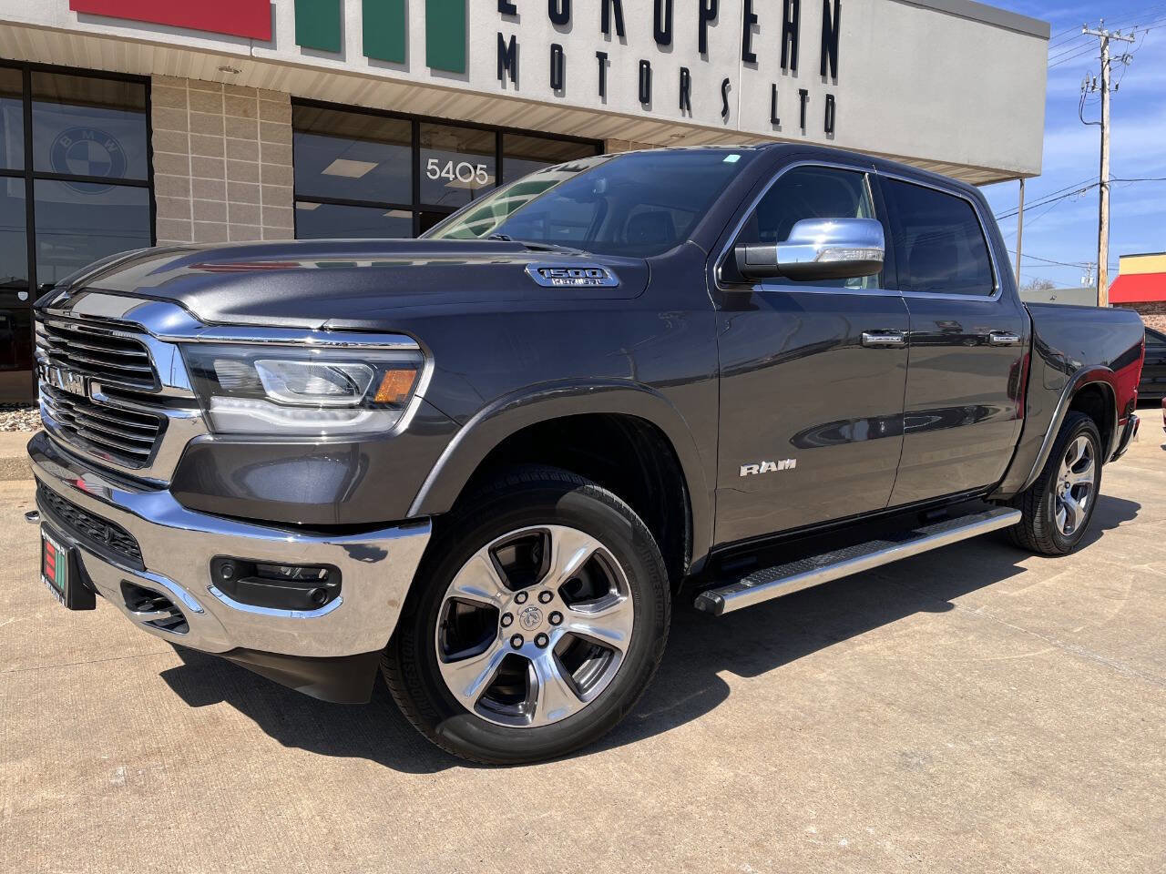 Used 2019 RAM 1500 Laramie image 2