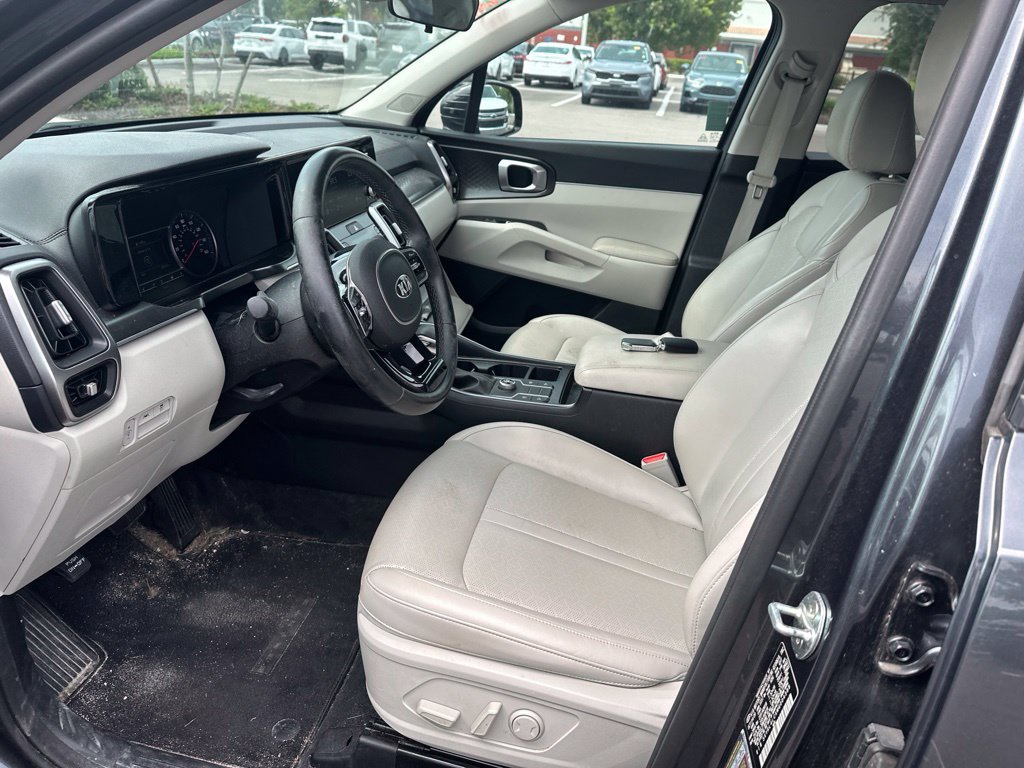 Used 2021 Kia Sorento S w/ Panoramic Sunroof Package FWD image 12