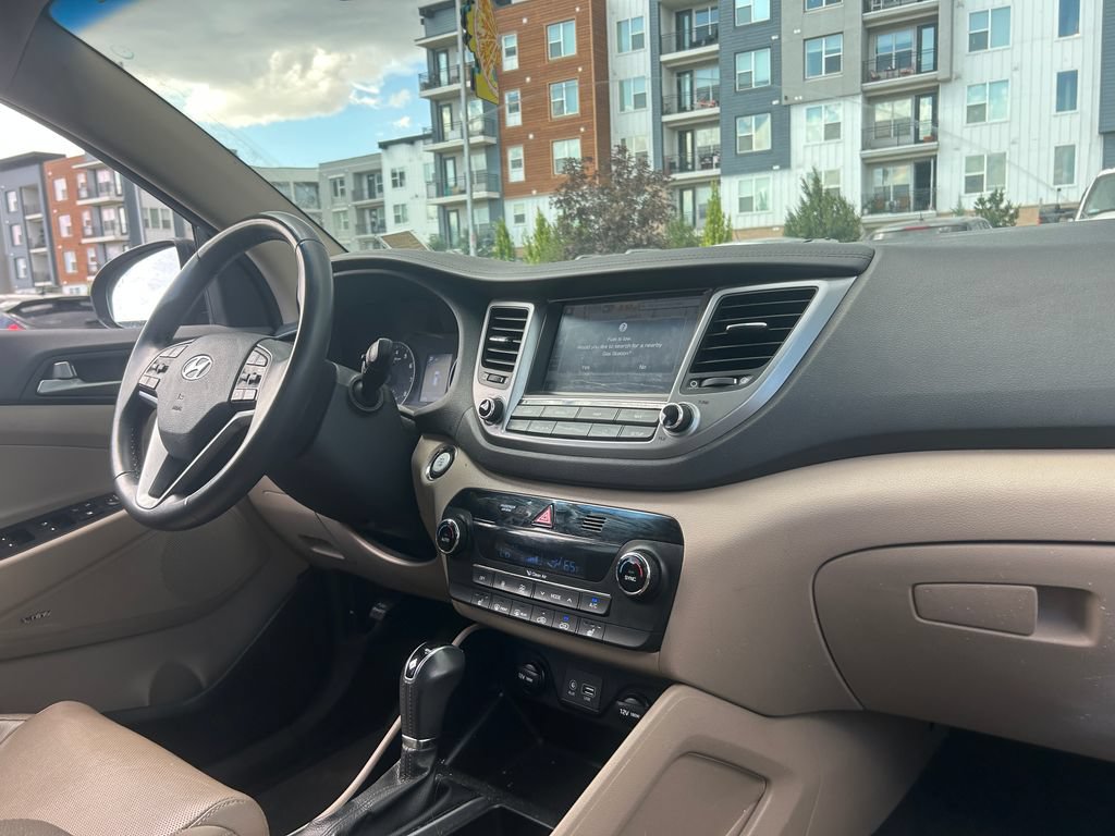 Used 2018 Hyundai Tucson SEL Plus w/ Cargo Package AWD/4WD image 31