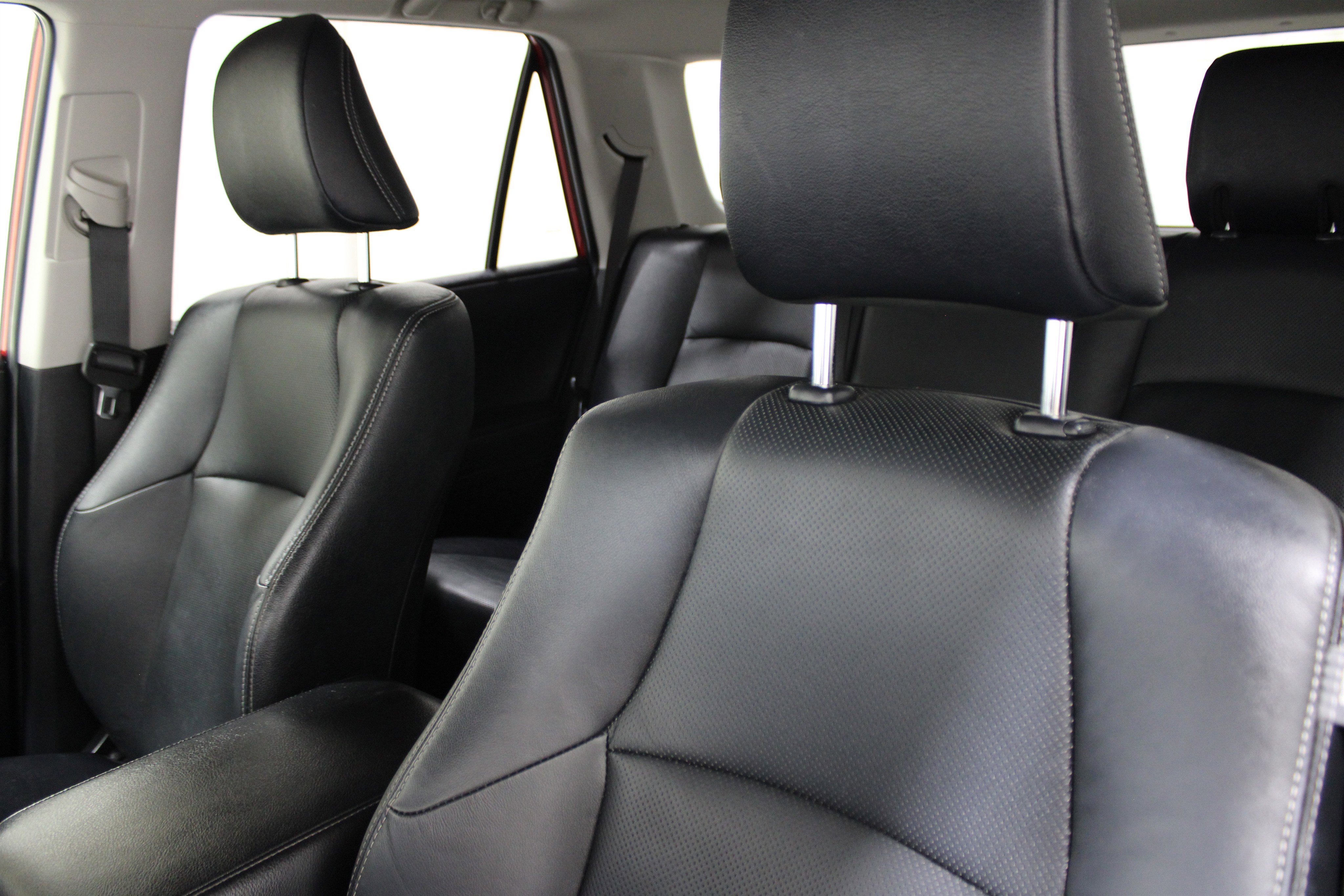 Used 2022 Toyota 4Runner Limited image 4