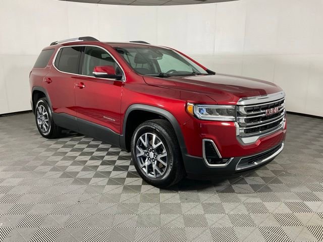 Used 2023 GMC Acadia SLT w/ Preferred Package FWD image 3