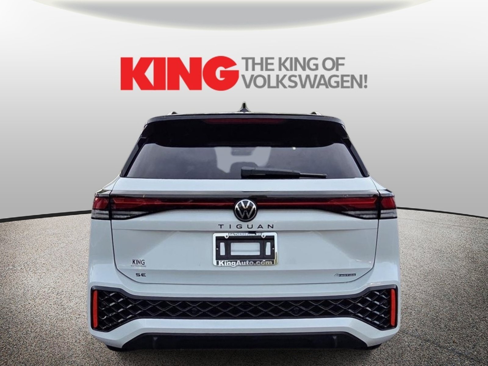 New 2026 Volkswagen Tiguan SE R-Line AWD/4WD image 4