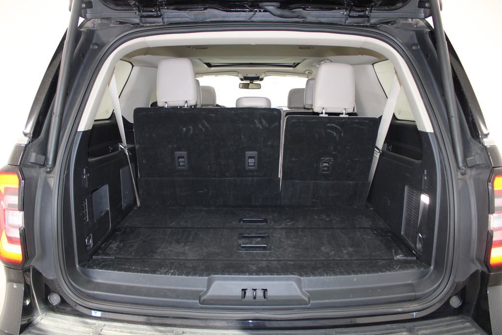 Used 2024 Ford Expedition Max Limited image 14