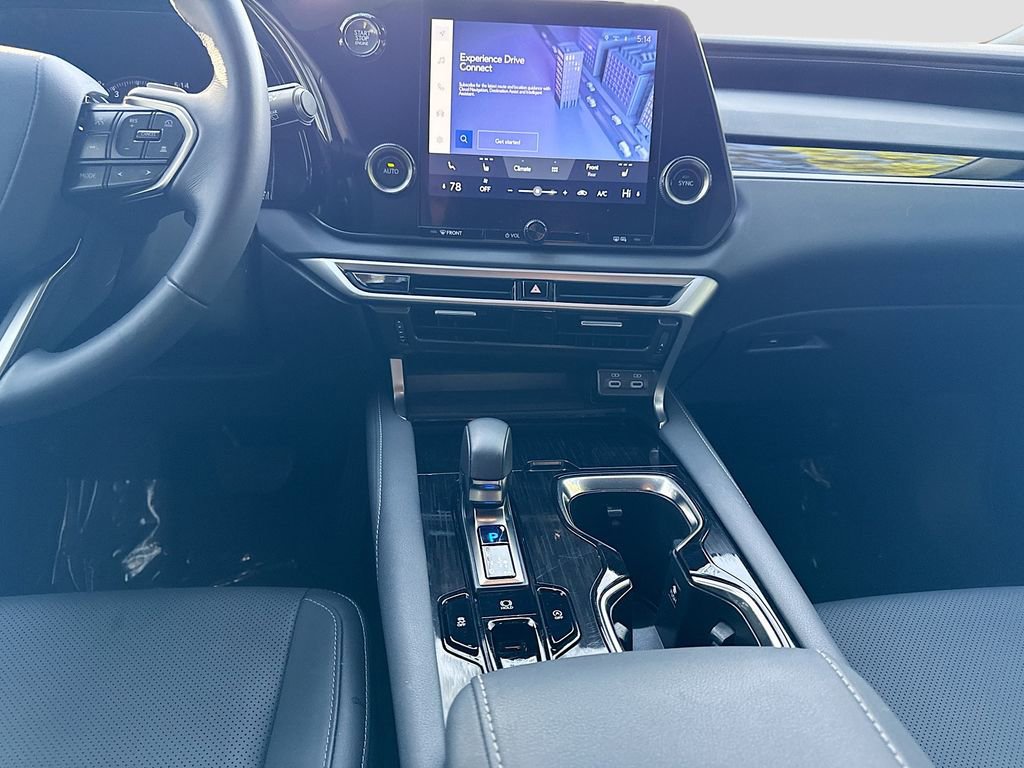 Used 2024 Lexus RX 350 FWD w/ Technology Package image 19
