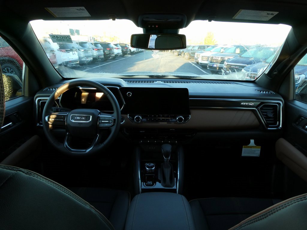 New 2026 GMC Canyon AT4 image 32